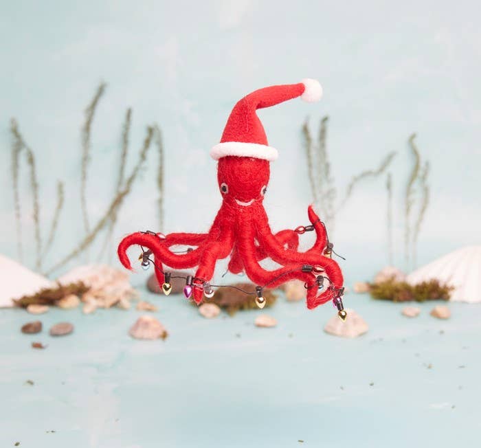 Needle Felting Kit "Festive Octopus"