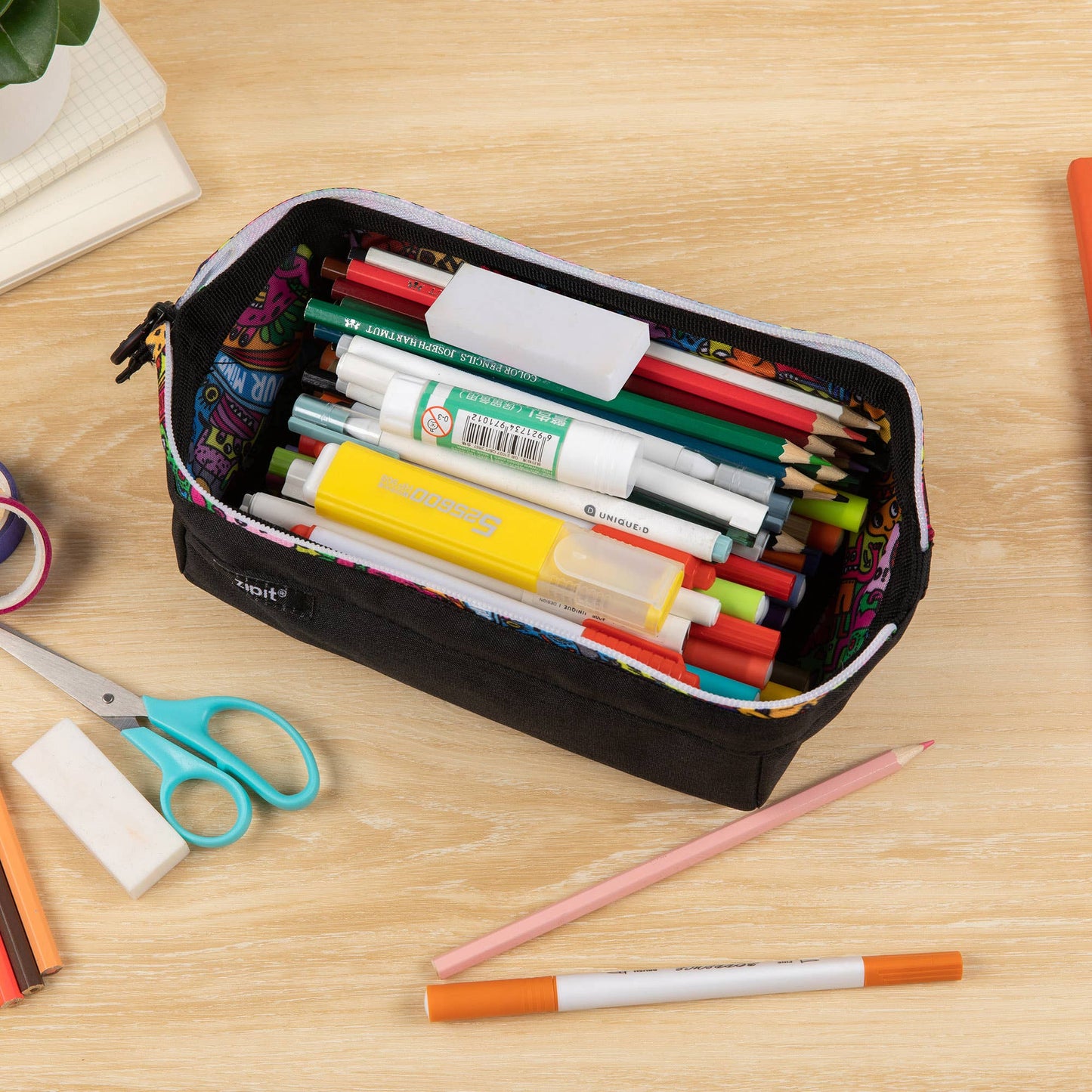 ZIPIT Lenny Pencil Case: Black