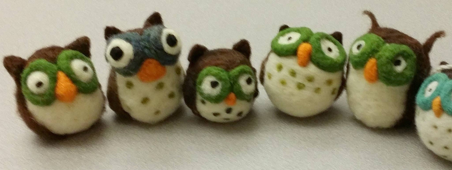 Woolbuddy Needle Felting Kit "Owl"
