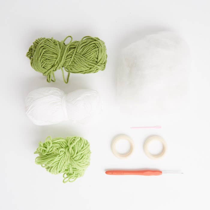 Crochet Craft Kit "Hanging Plant Duo"